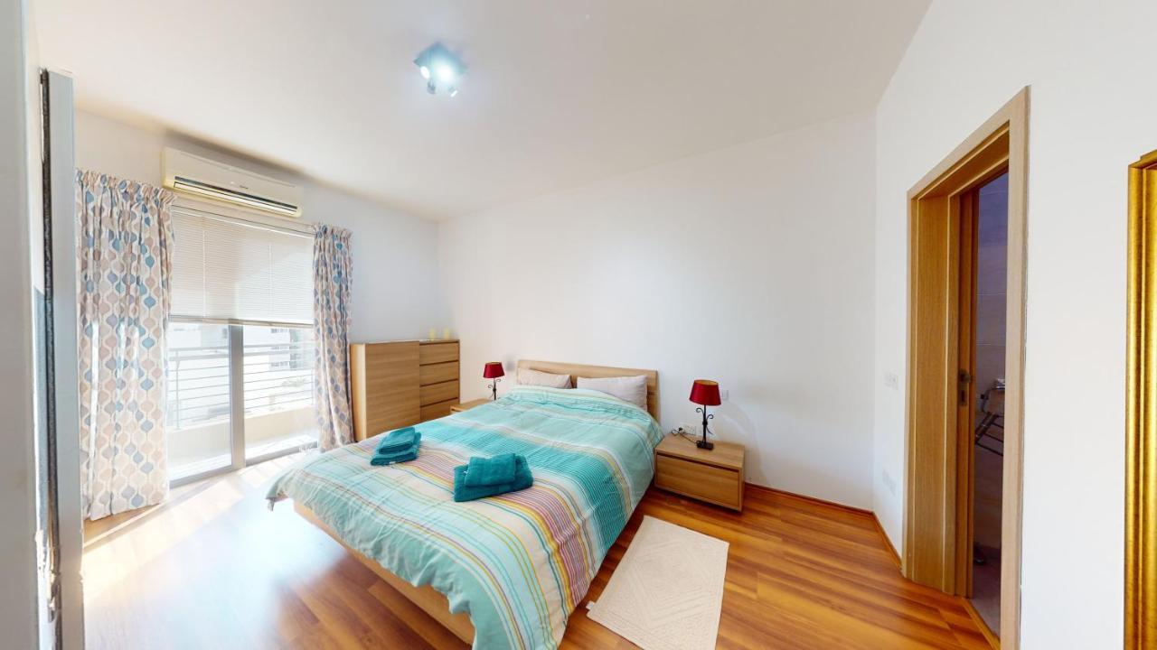 4th Floor In Tigne * Sliema